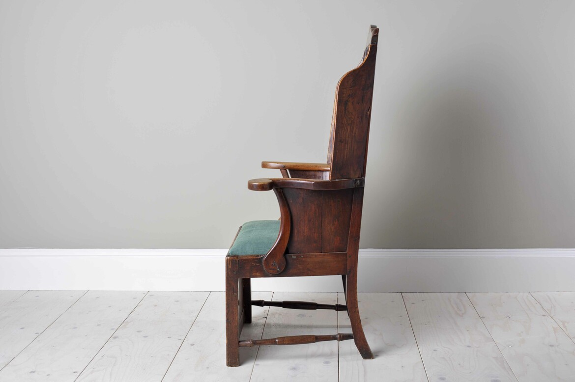 Max Rollitt antique lambing chair