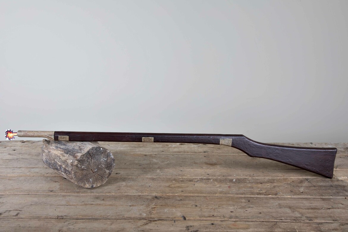 Max Rollitt antique wooden toy rifle