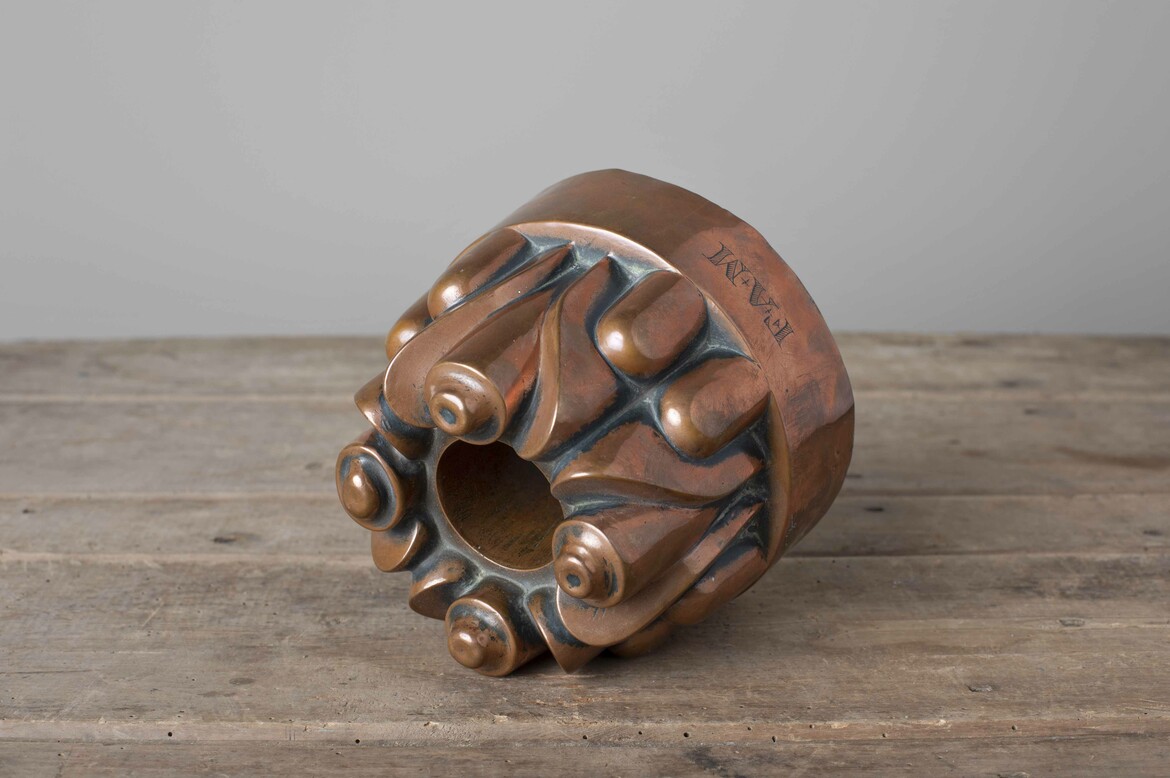 Max Rollitt antique jelly moulds