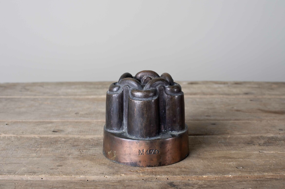 Max Rollitt antique jelly moulds